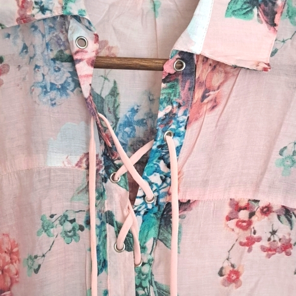 Floral Long Sleeve Top size S - Picture 3 of 9